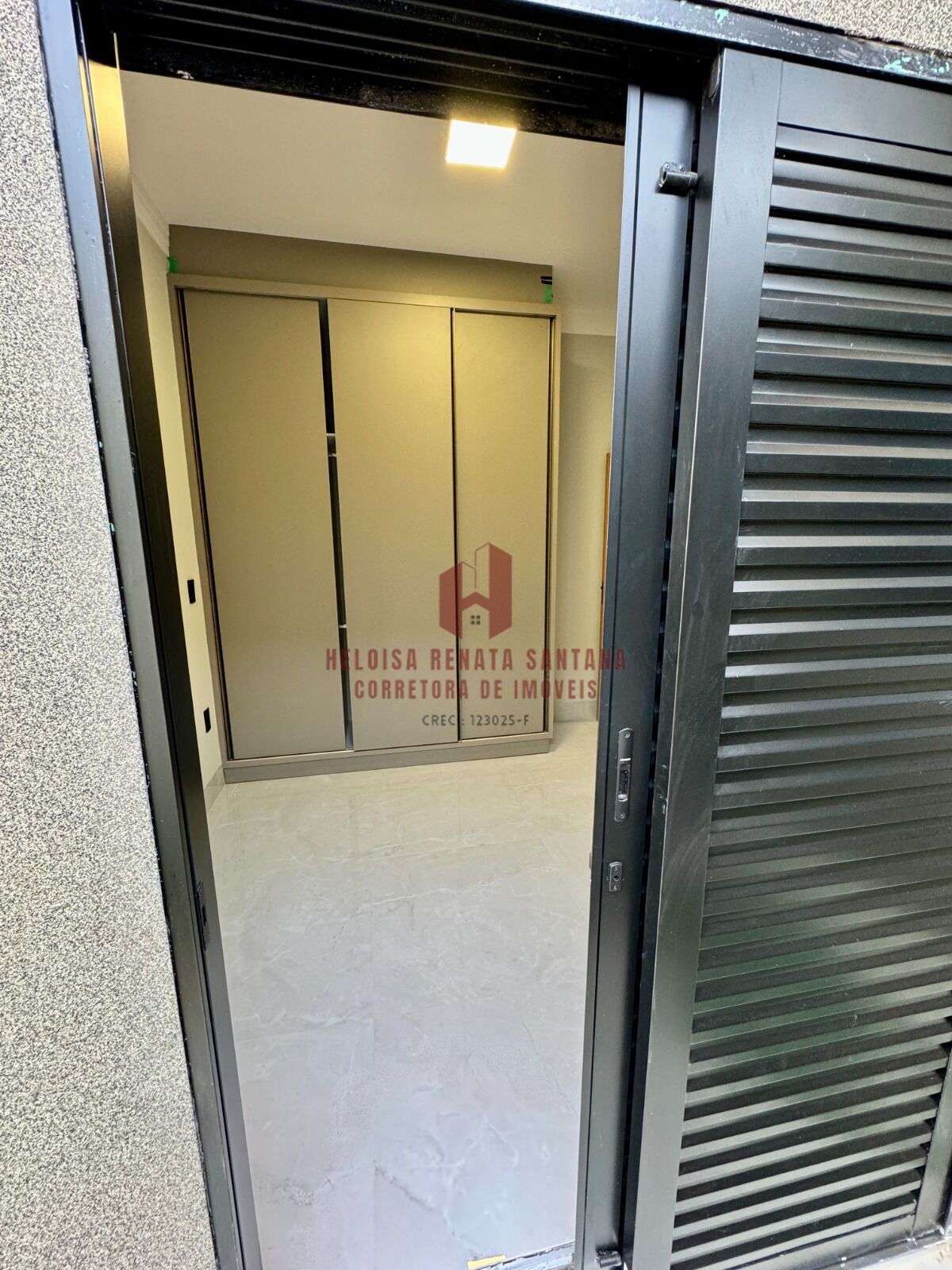 Casa com 3 quartos à venda, 102m² — foto 10 de 24