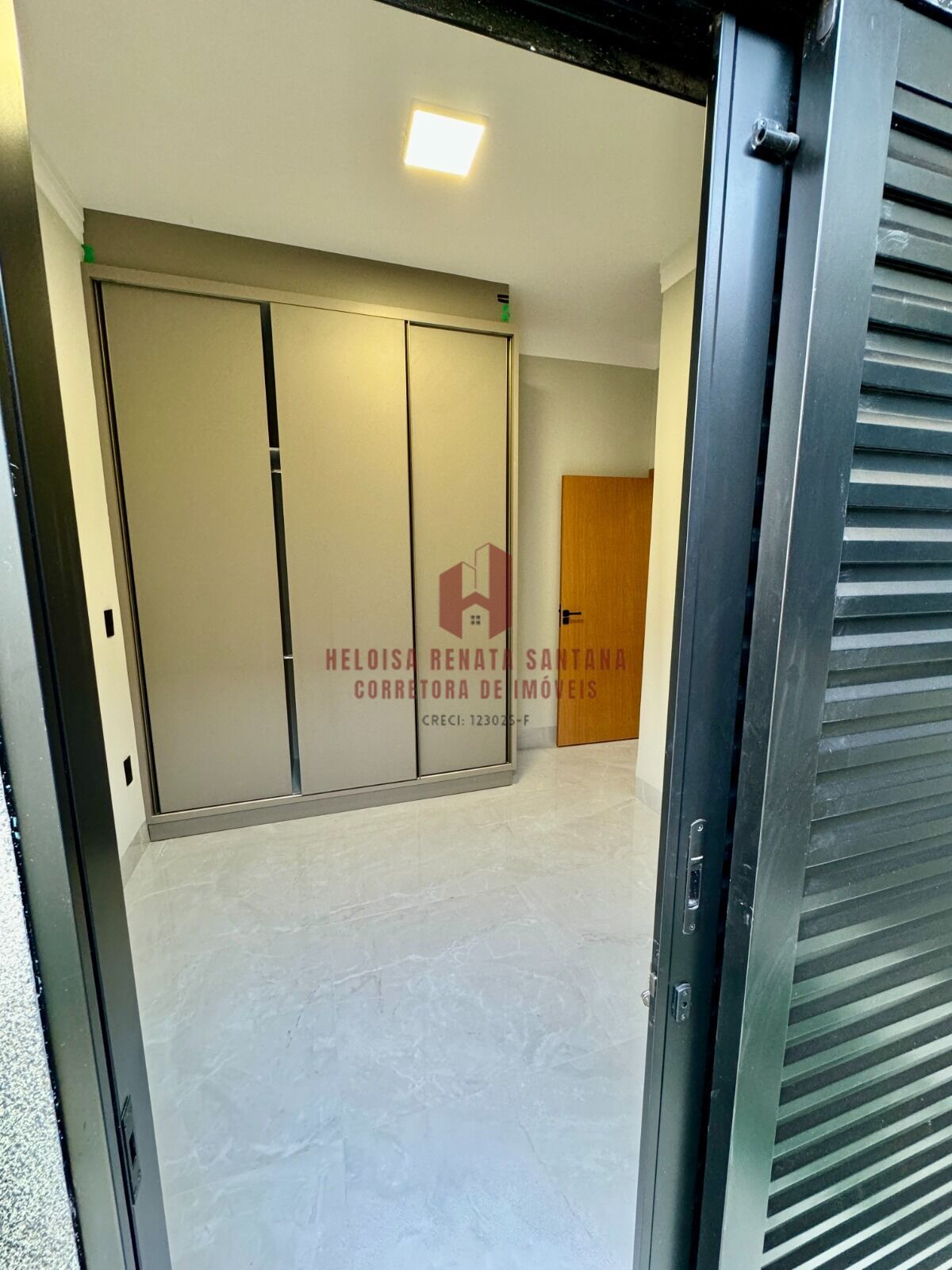 Casa com 3 quartos à venda, 102m² — foto 11 de 24