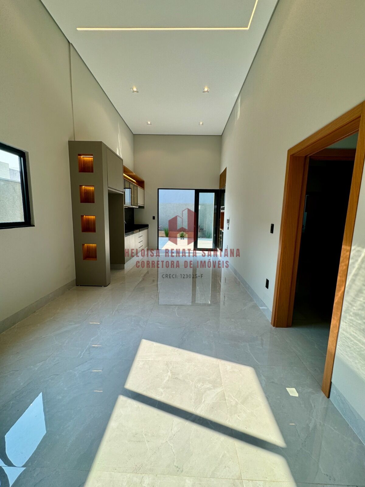 Casa com 3 quartos à venda, 102m² — foto 6 de 24