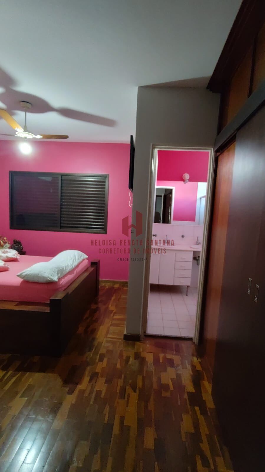 Casa de Condomínio com 5 quartos à venda, 190m² — foto 8 de 29