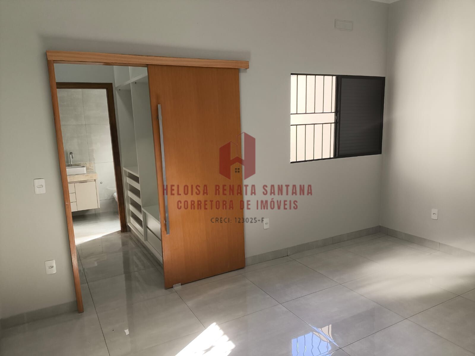 Casa com 3 quartos à venda, 126m² — foto 11 de 28