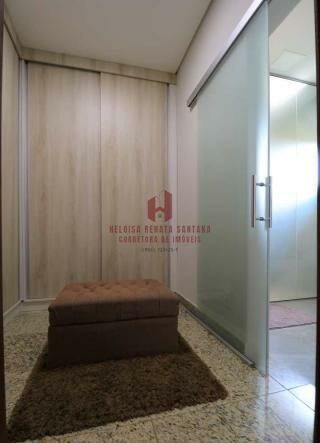 Casa de Condomínio com 4 quartos à venda, 250m² — foto 11 de 32