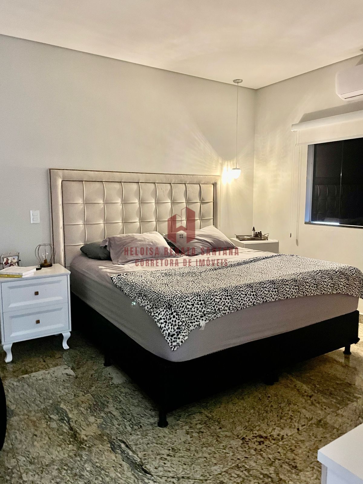 Casa de Condomínio com 4 quartos à venda, 250m² — foto 10 de 32