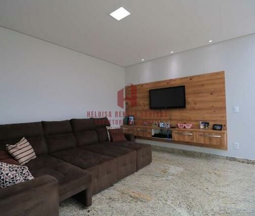 Casa de Condomínio com 4 quartos à venda, 250m² — foto 9 de 32
