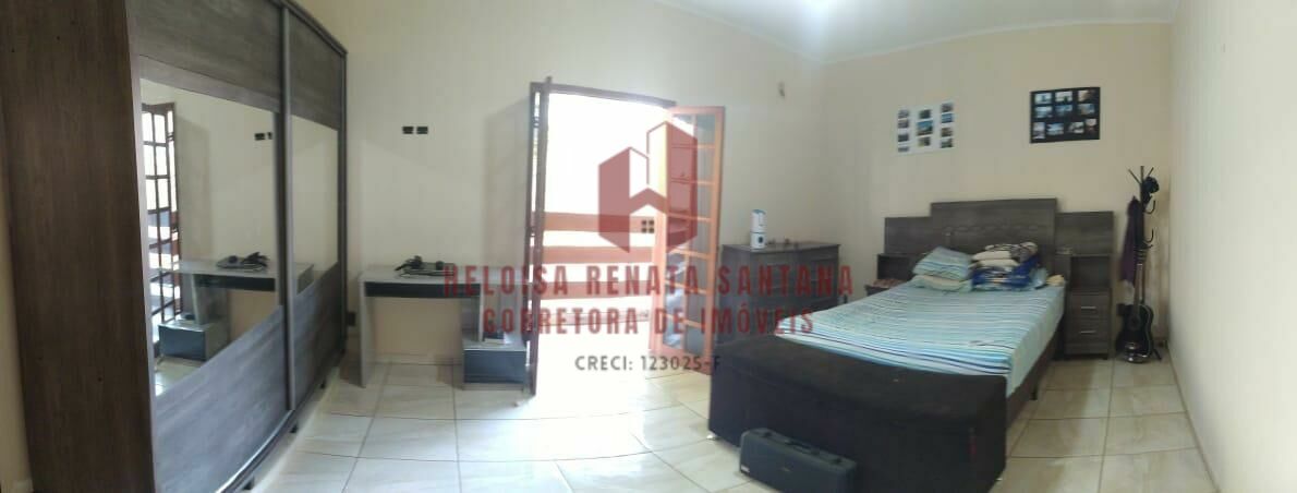 Casa com 3 quartos à venda, 254m² — foto 9 de 16