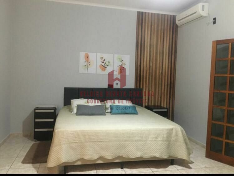 Casa com 3 quartos à venda, 254m² — foto 11 de 16