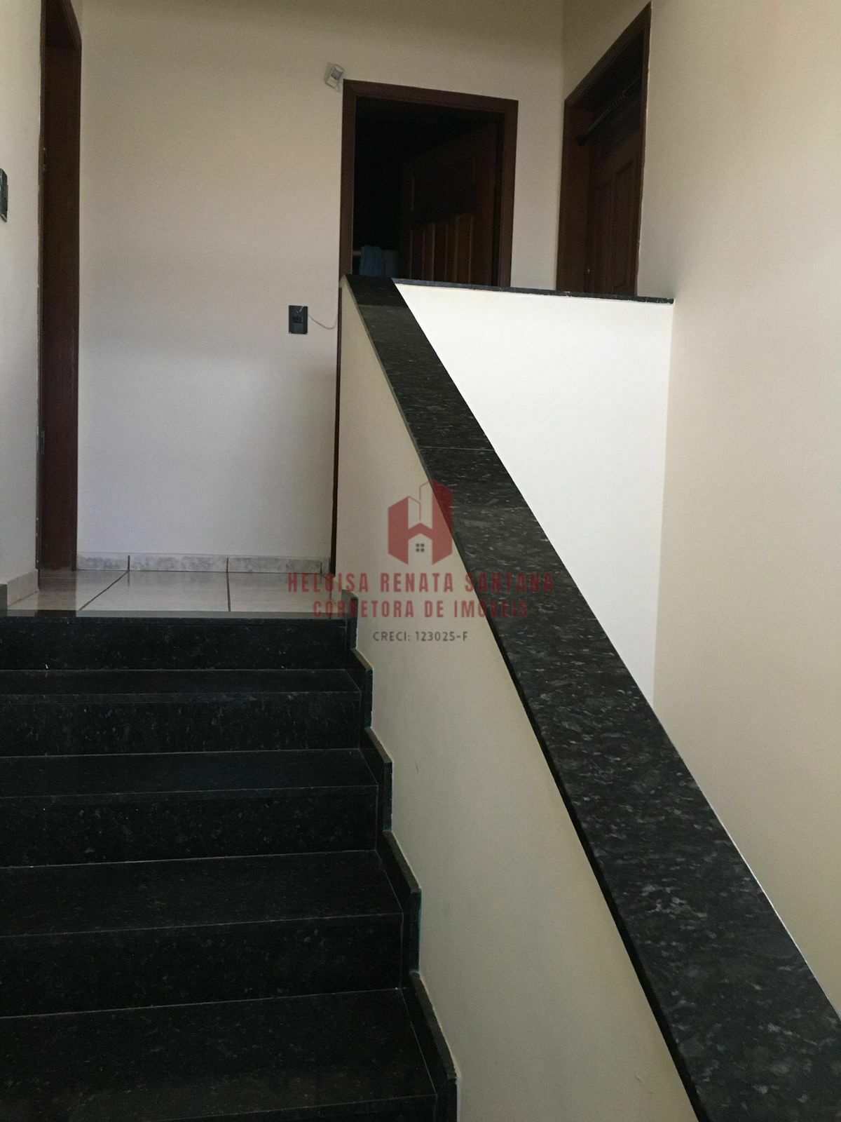 Casa com 3 quartos à venda, 254m² — foto 8 de 16