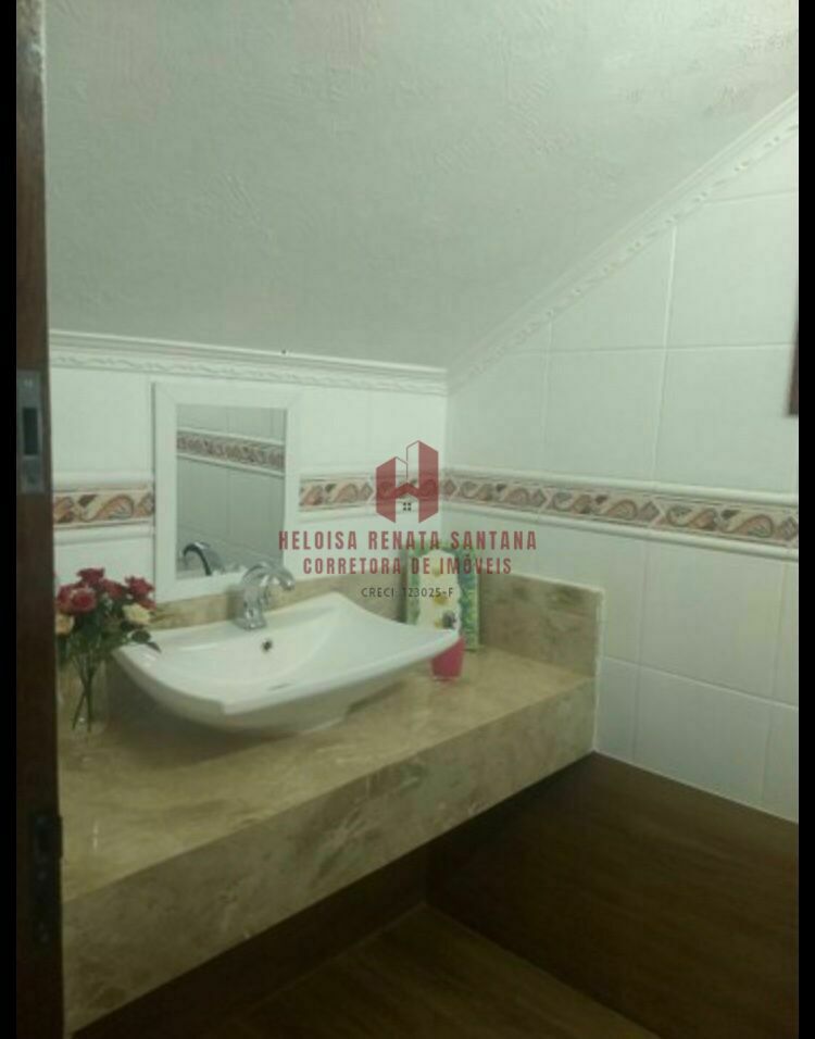 Casa com 3 quartos à venda, 254m² — foto 12 de 16