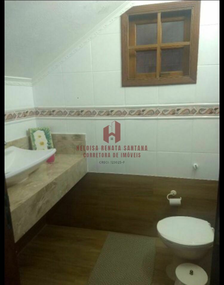 Casa com 3 quartos à venda, 254m² — foto 14 de 16