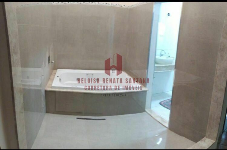Casa com 3 quartos à venda, 254m² — foto 13 de 16