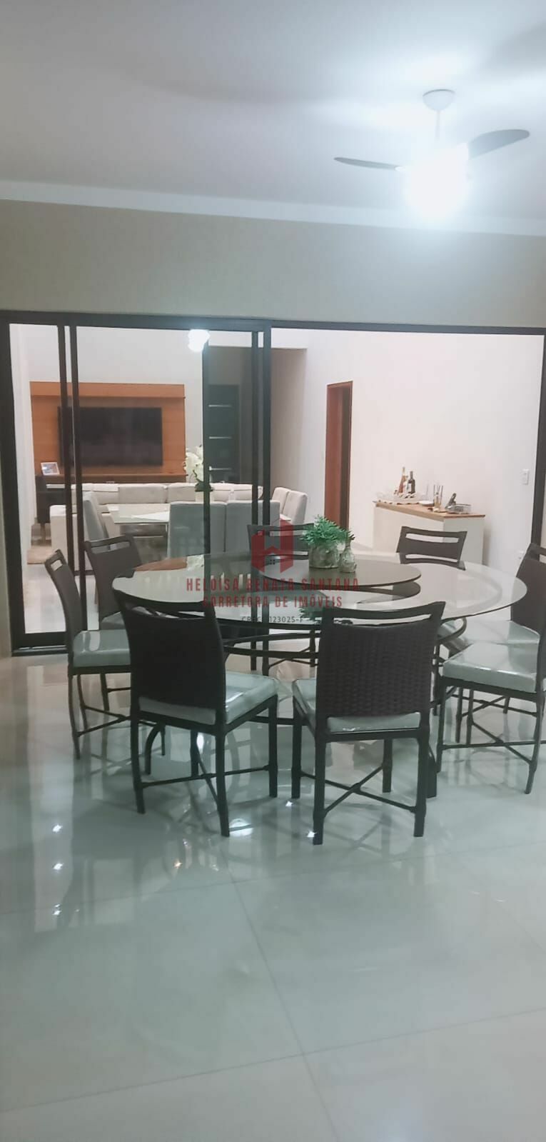 Casa de Condomínio com 3 quartos à venda, 191m² — foto 14 de 24
