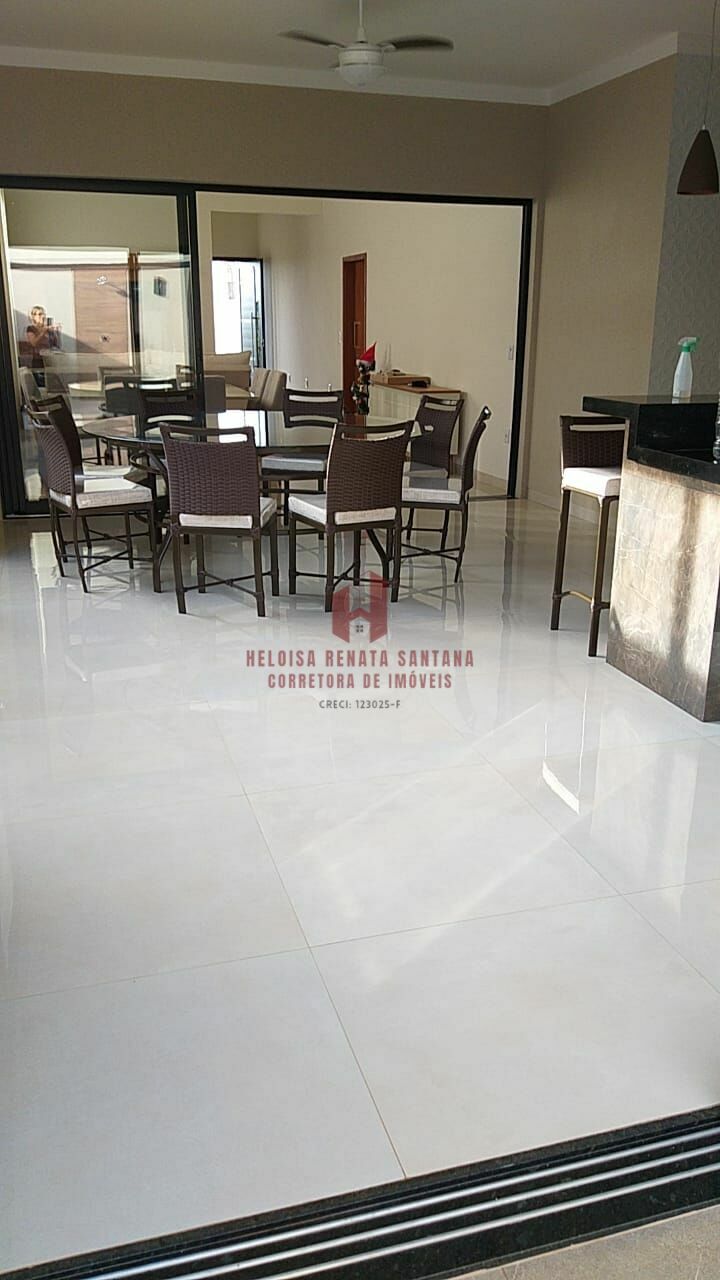 Casa de Condomínio com 3 quartos à venda, 191m² — foto 15 de 24