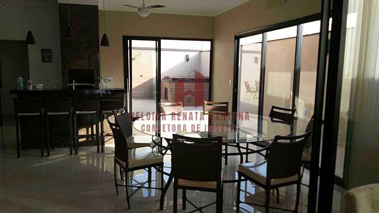 Casa de Condomínio com 3 quartos à venda, 191m² — foto 13 de 24