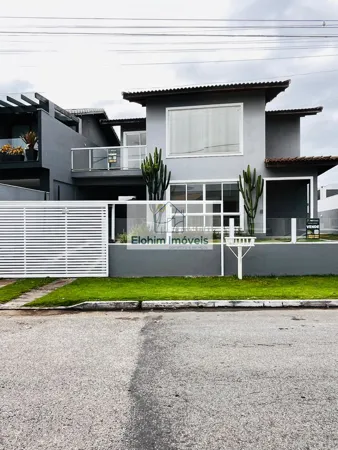 Casa à venda no bairro Lagoa em Macaé/RJ