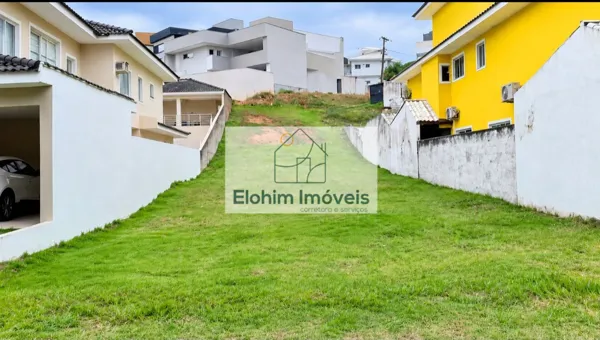 Terreno à venda no bairro Lagoa em Macaé/RJ
