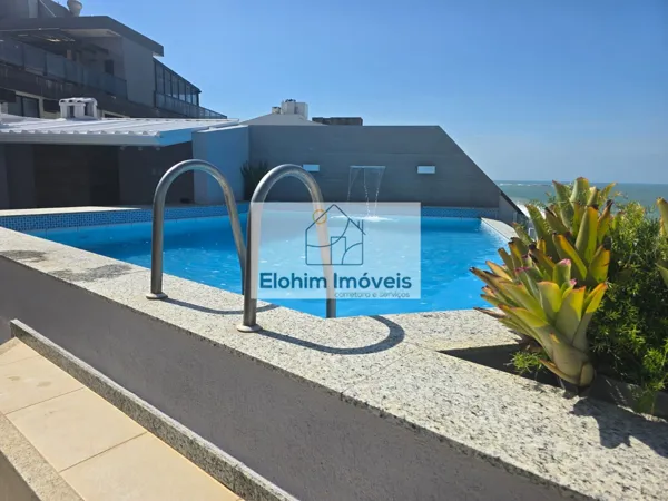 Apartamento à venda no bairro Cavaleiros em Macaé/RJ