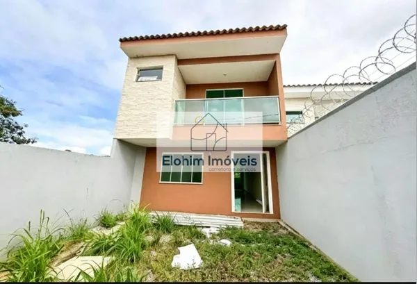 Casa à venda no bairro Lagoa em Macaé/RJ