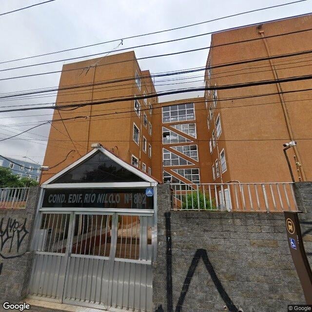 Imagem estática do "Street View" da localização