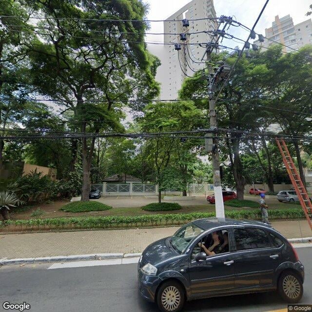 Imagem estática do "Street View" da localização