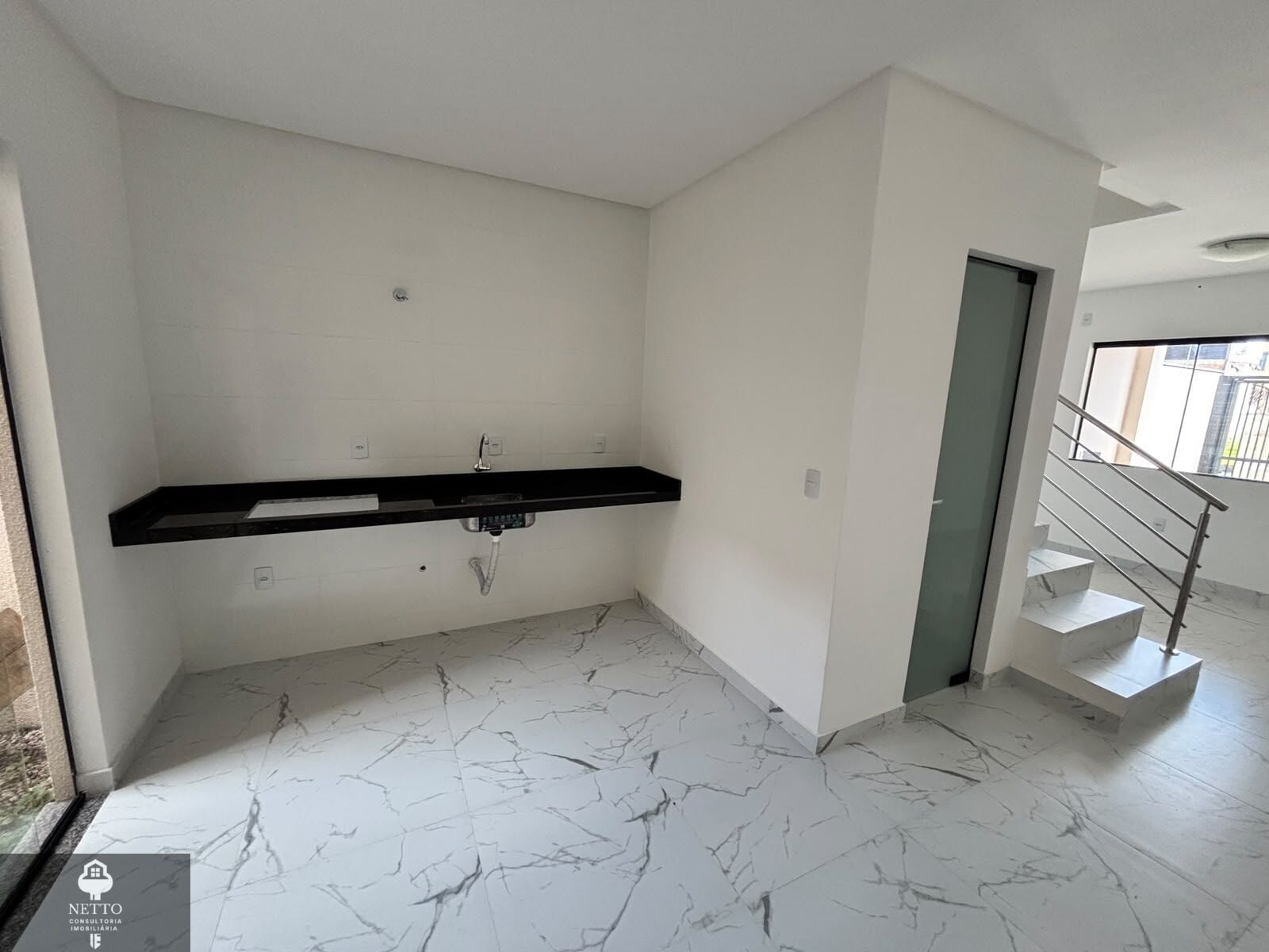 Casa, 2 quartos, 70 m² - Foto 2