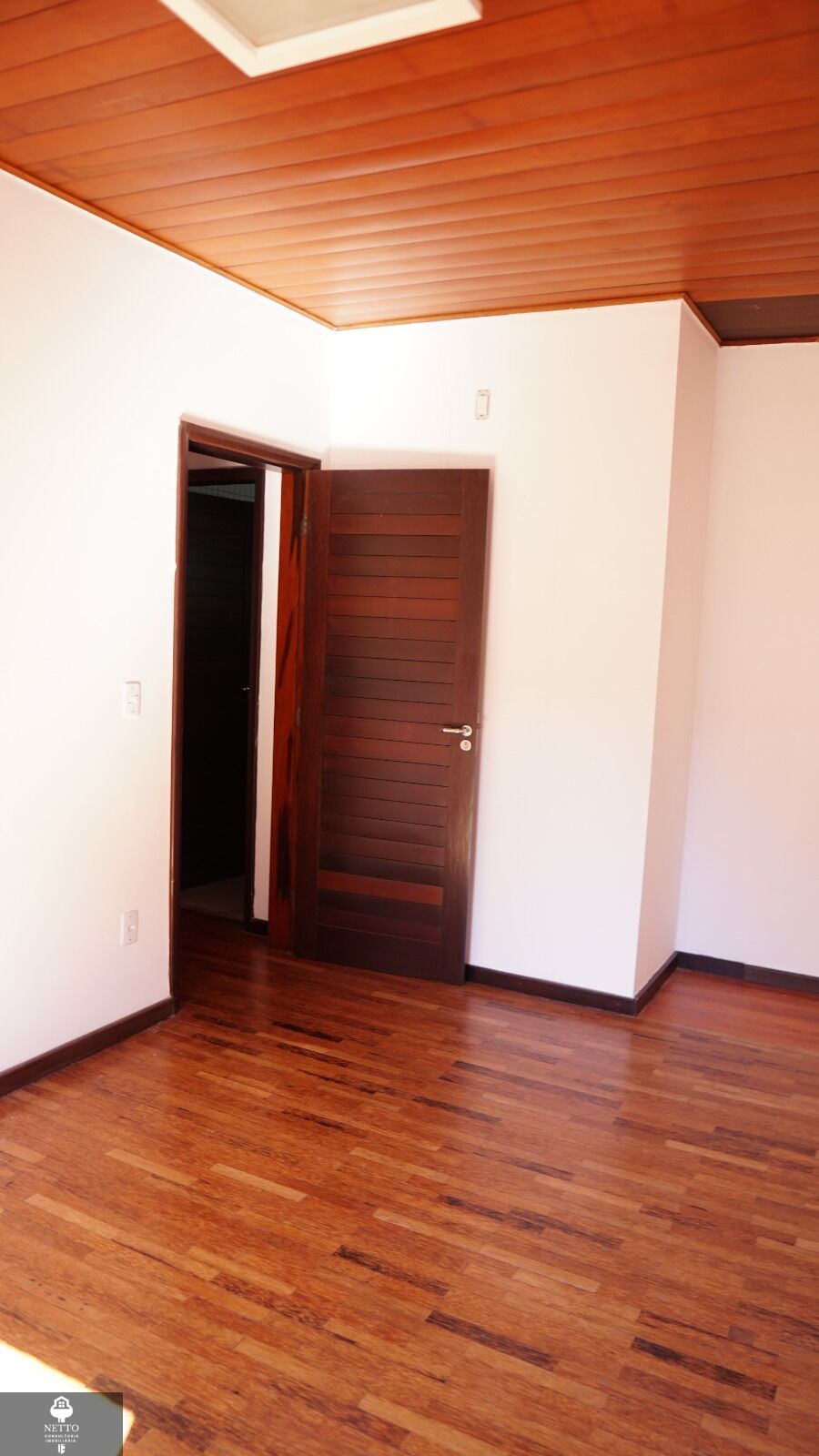 Casa, 3 quartos, 215 m² - Foto 8