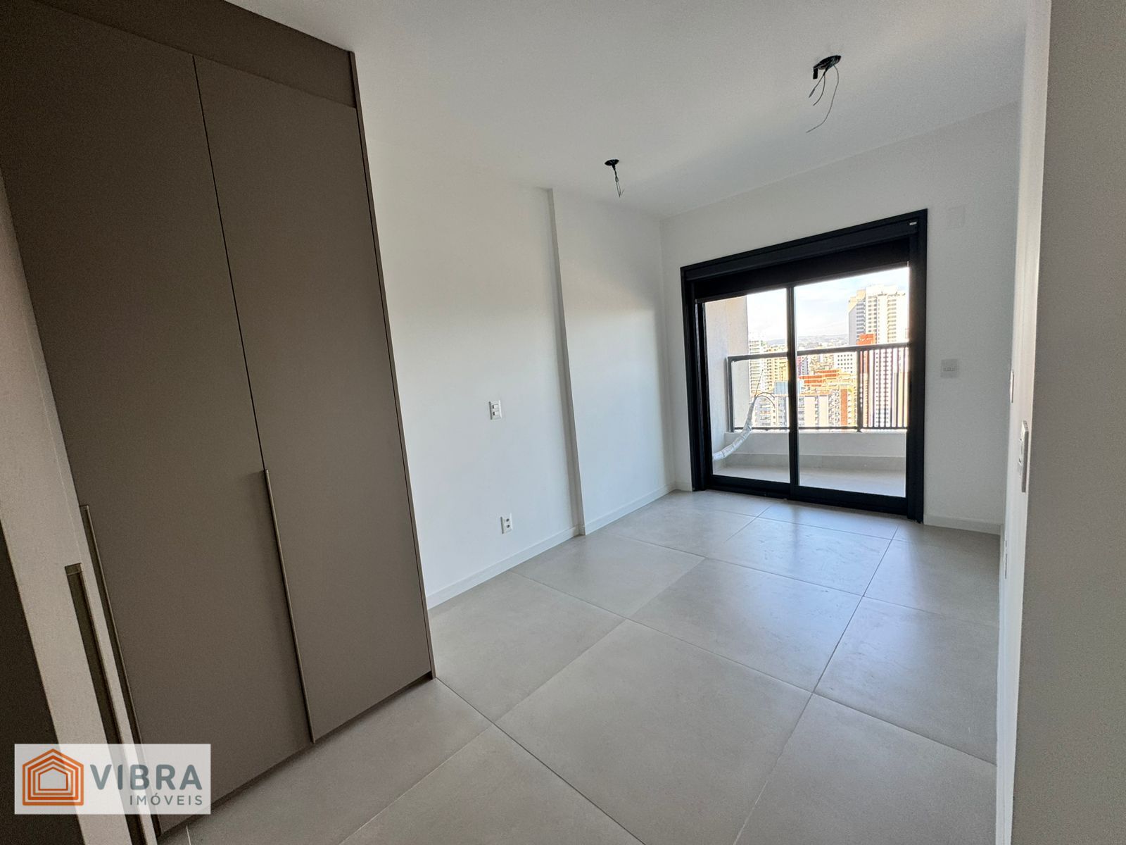Foto 4 de Apartamento à venda no bairro Alphaville Industrial em Barueri/SP