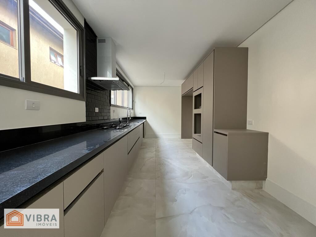 Foto 4 de Casa Alto Padrão à Venda no Residencial Alphaville 2