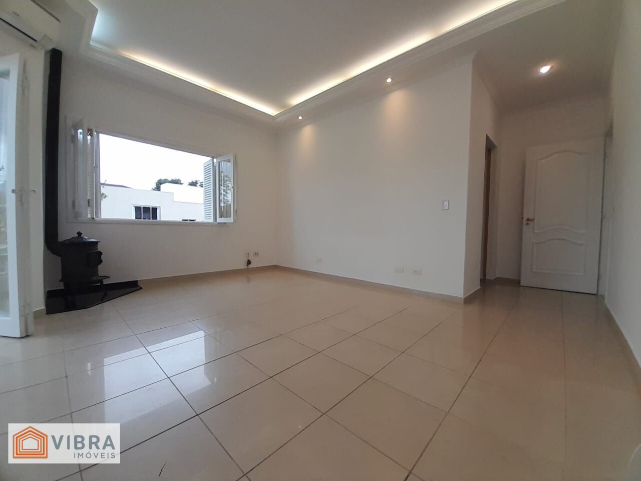 Foto 2 de Casa à venda no bairro Alphaville em Santana de Parnaíba/SP