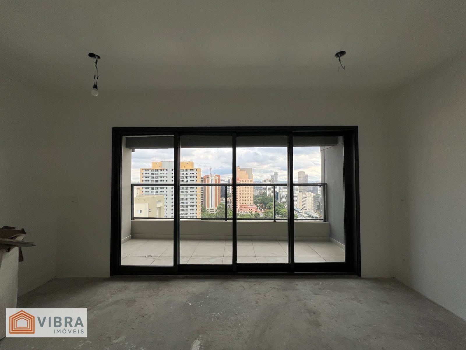 Apartamento à venda no bairro Alphaville Industrial em Barueri/SP