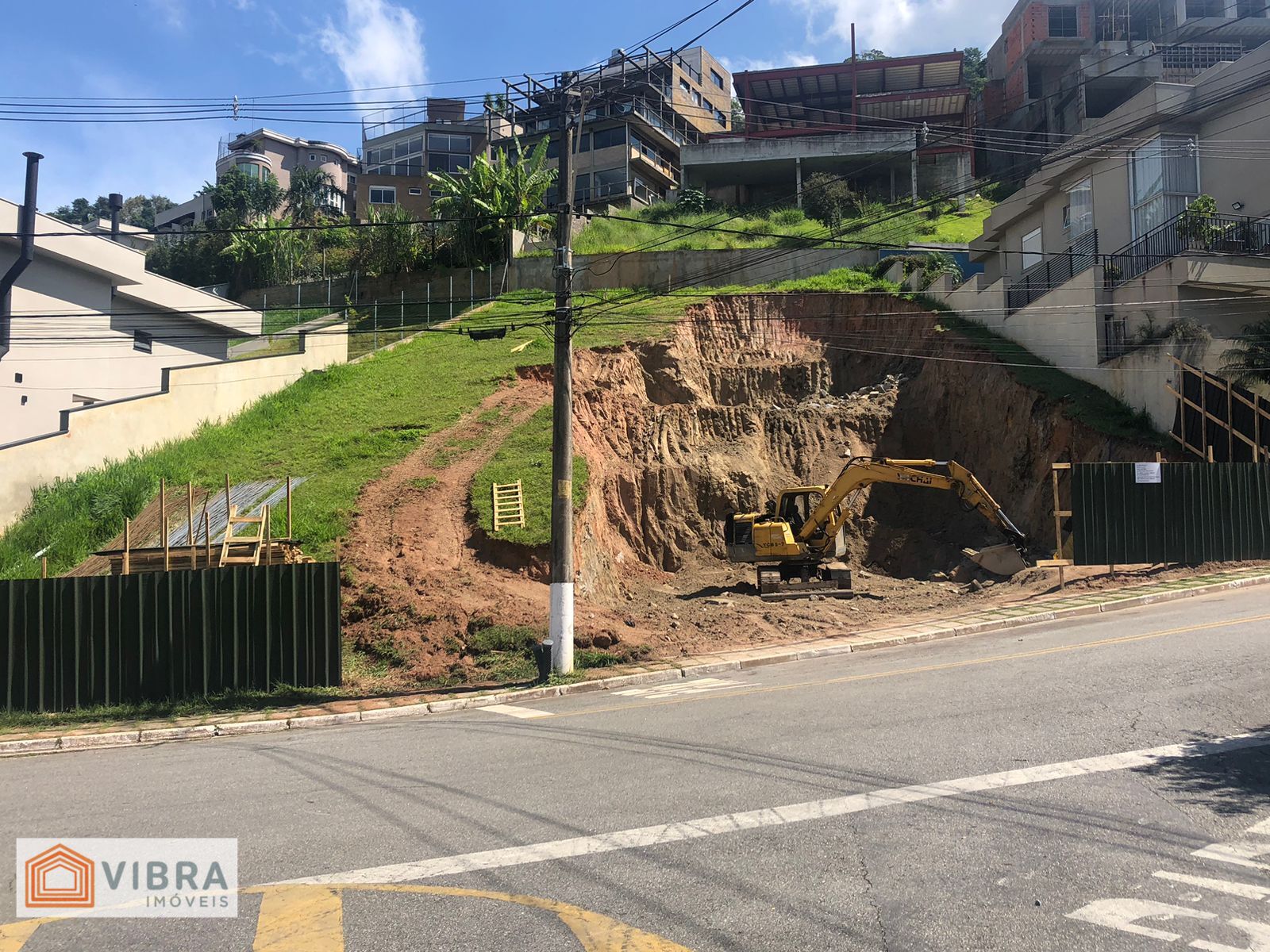 Foto 4 de Terreno à venda no Condomínio Alphasitio - Tamboré
