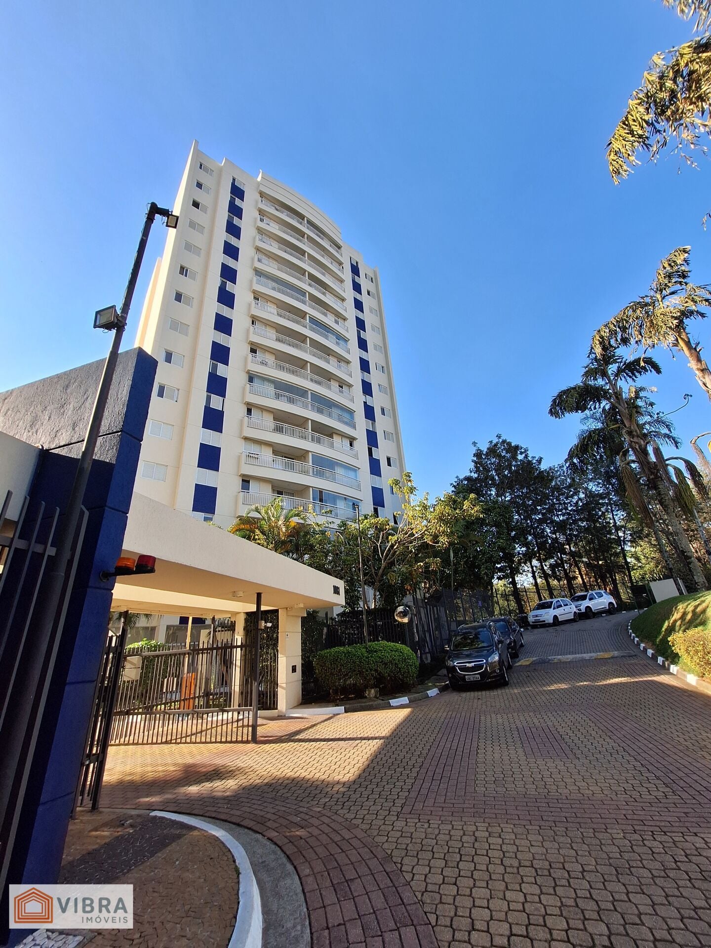Apartamento à venda no bairro Dezoito do Forte Empresarial/Alphaville. em Barueri/SP