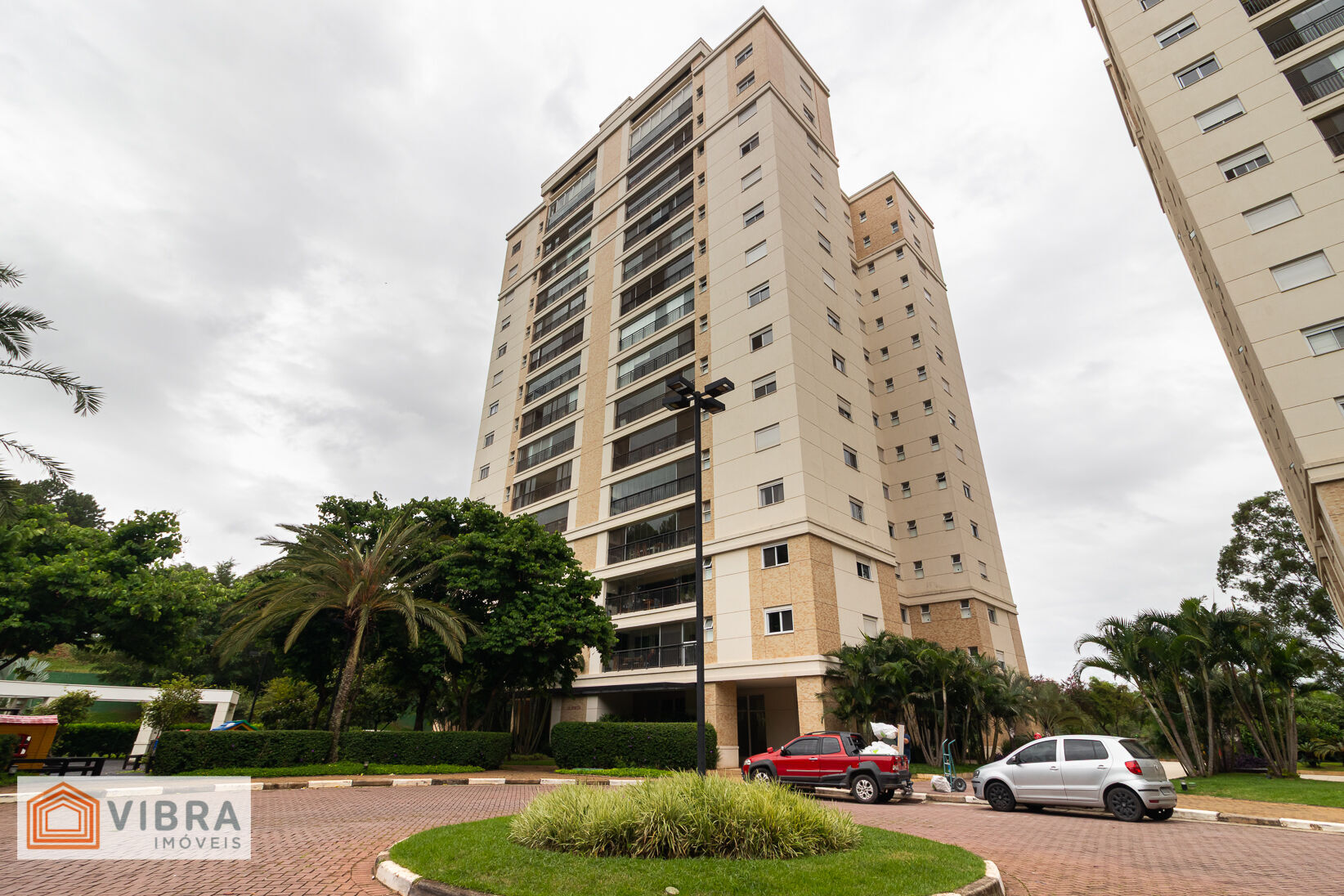 Apartamento à venda no bairro Alphaville em Santana de Parnaíba/SP