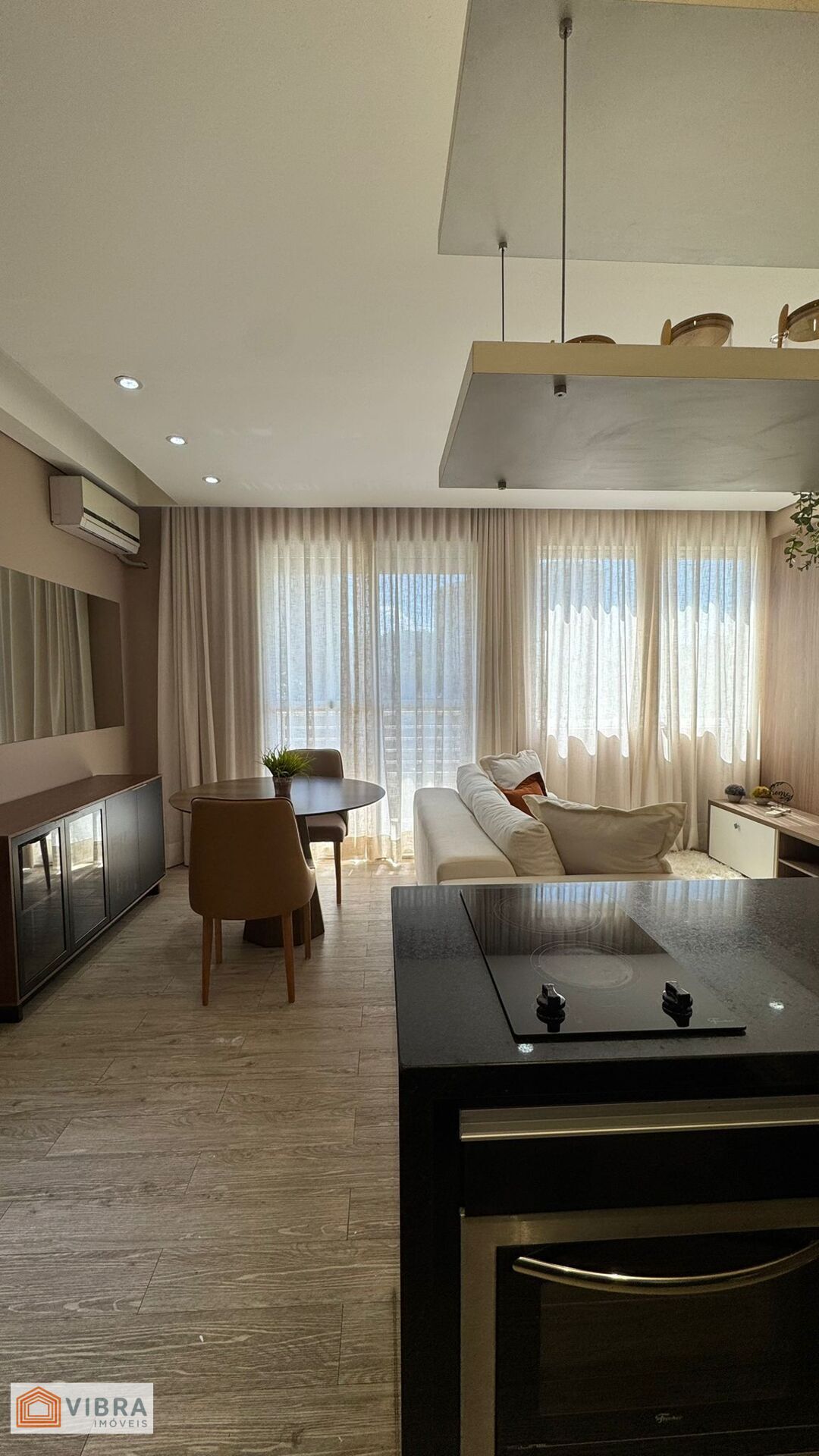 Apartamento para alugar no bairro Alphaville em Santana de Parnaíba/SP