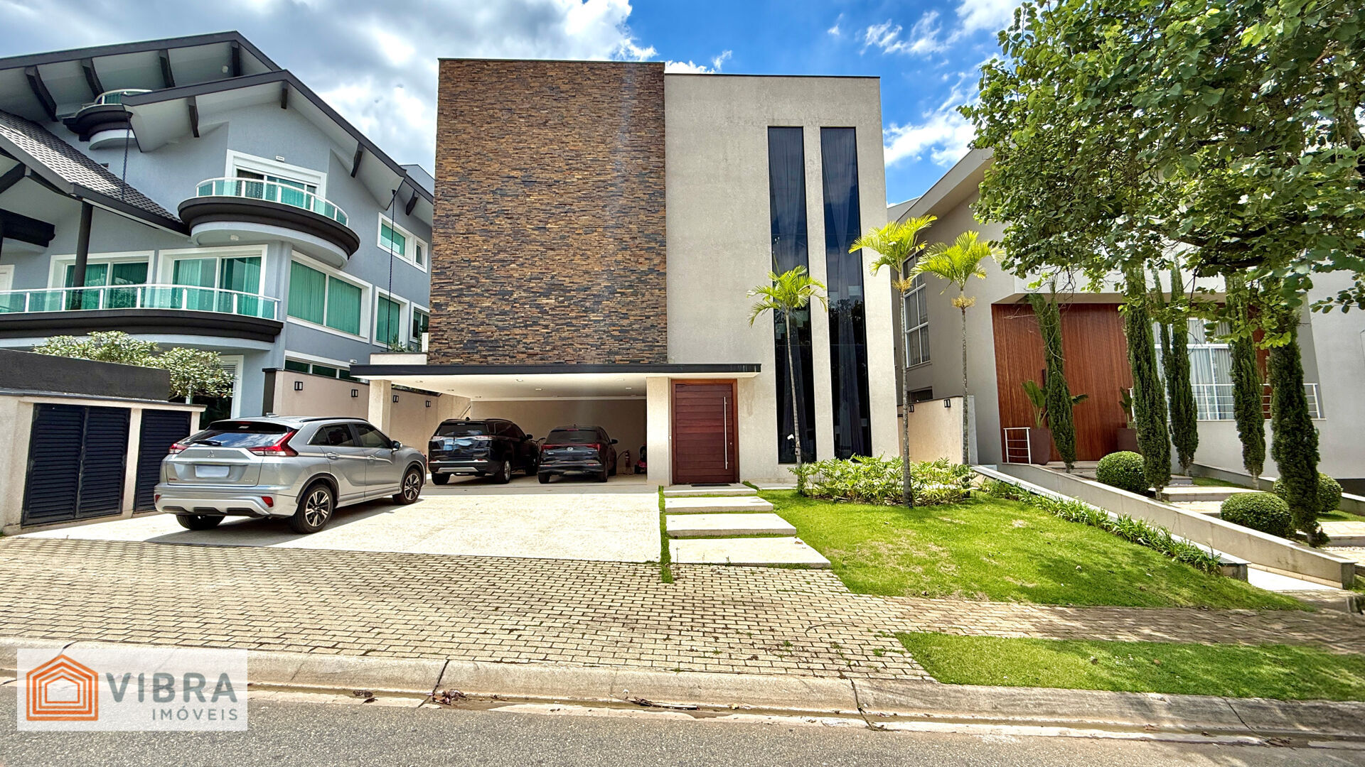 Casa à venda no bairro Tamboré 10 em Santana de Parnaíba/SP
