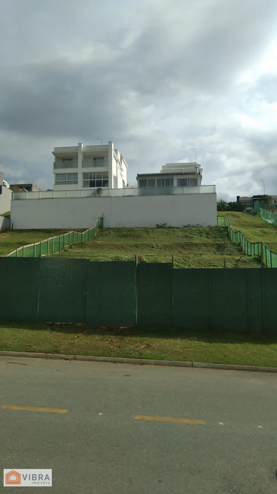 Terreno à venda no Residencial Gênesis 2 - Alphaville