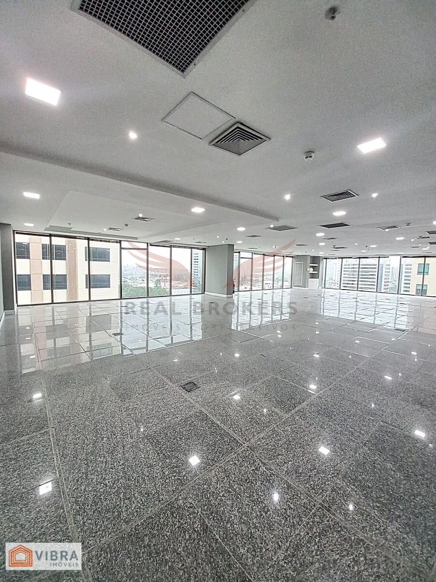 Sala comercial para alugar no bairro Alphaville em Barueri/SP