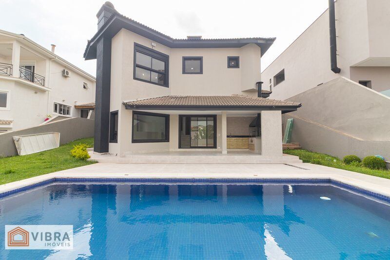 Casa à venda no bairro Residencial Doze (Alphaville) em Santana de Parnaíba/SP
