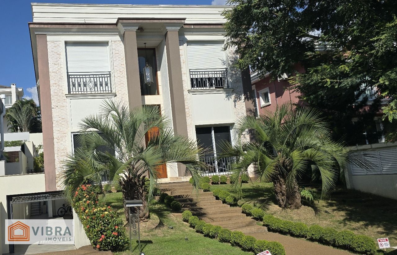 Casa à venda no bairro Alphaville em Santana de Parnaíba/SP