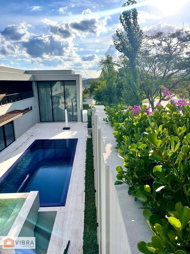 Casa à venda no bairro Alphaville em Santana de Parnaíba/SP