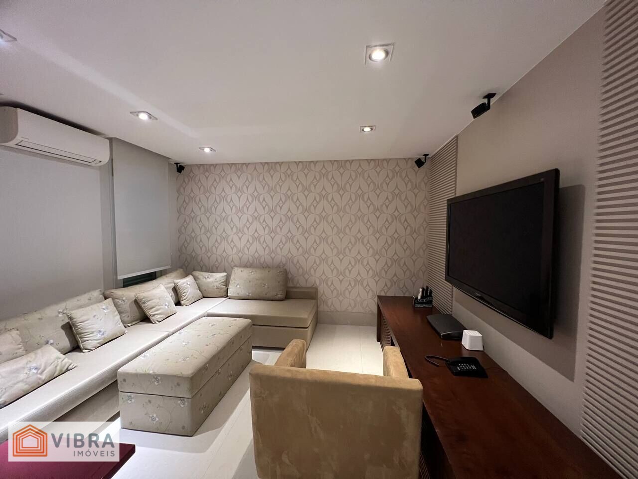 Casa Alto Padrão à Venda no Residencial Gênesis 1 - Alphaville