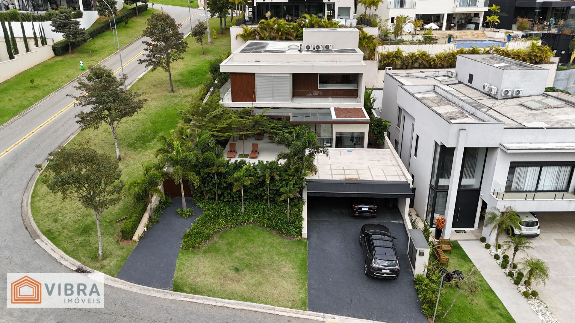 Casa à venda no bairro Gênesis 2 em Santana de Parnaíba/SP
