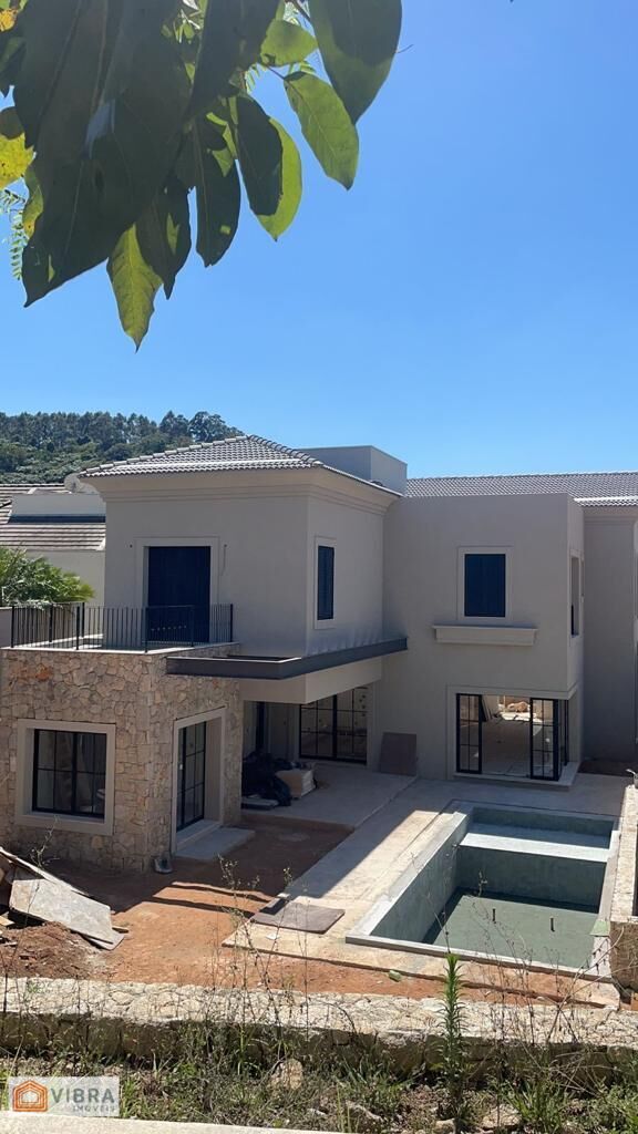 Casa à venda no Residencial Tamboré 11
