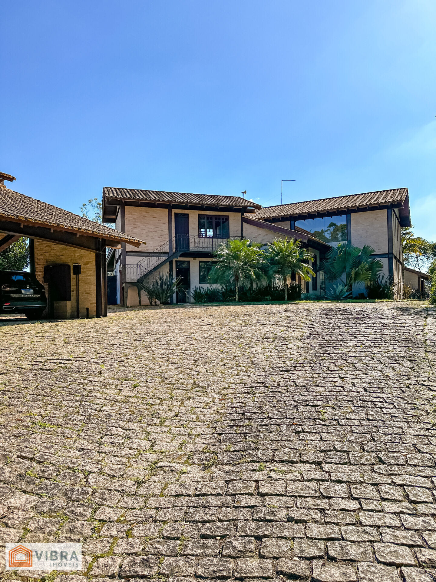 Foto principal de Casa à venda no bairro Moinho Velho em Embu das Artes/SP