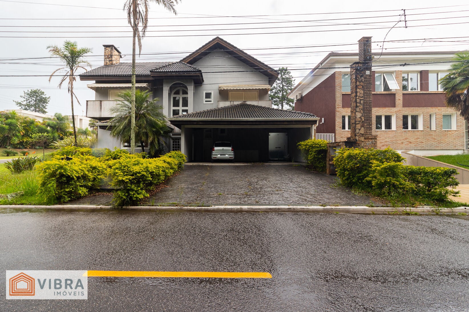 Casa à venda no bairro Aldeia da Serra em Barueri/SP