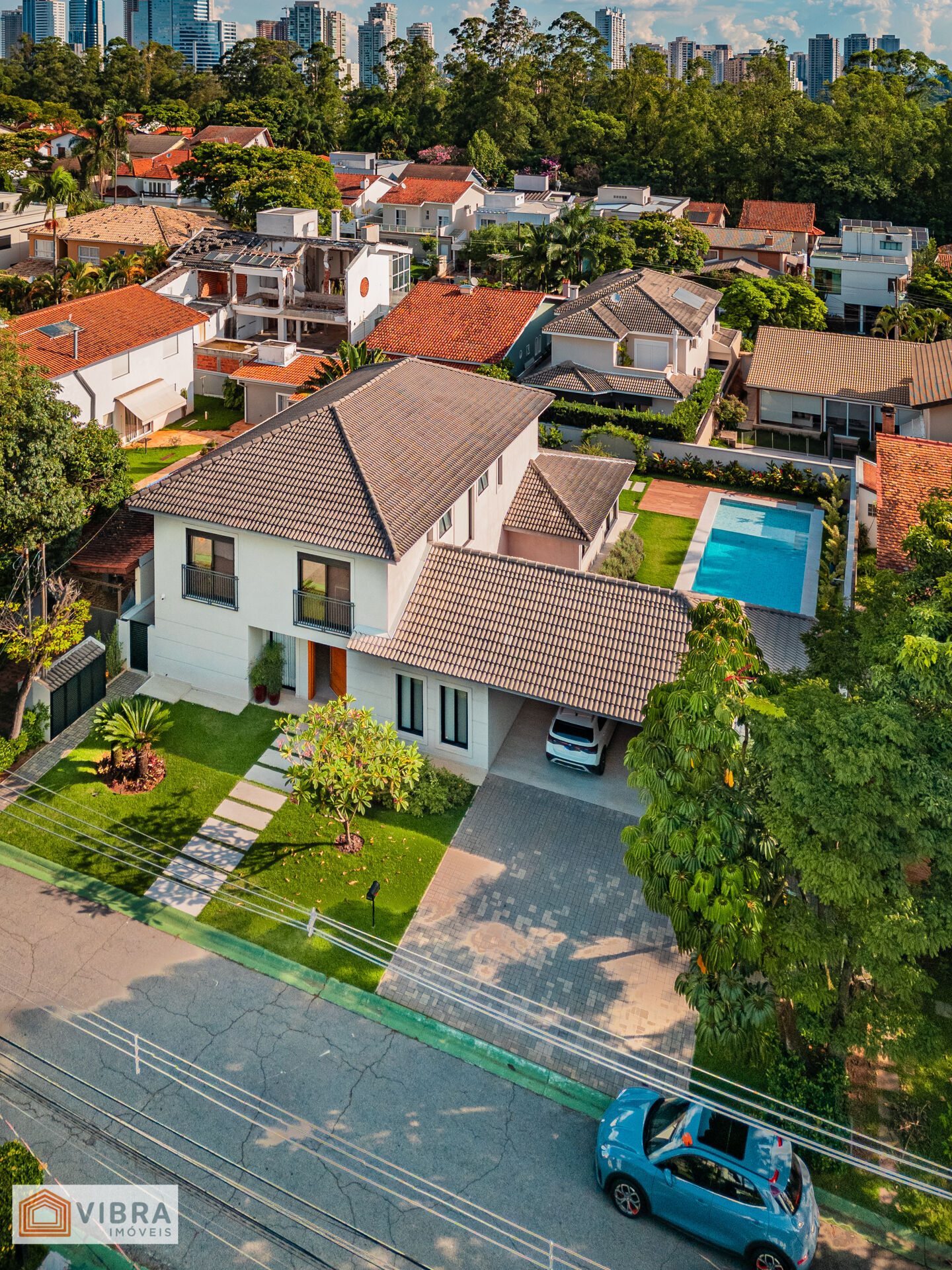 Casa à venda no bairro Alphaville em Santana de Parnaíba/SP