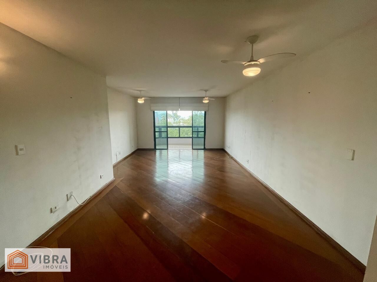 Apartamento à venda no bairro Alphaville Industrial em Barueri/SP