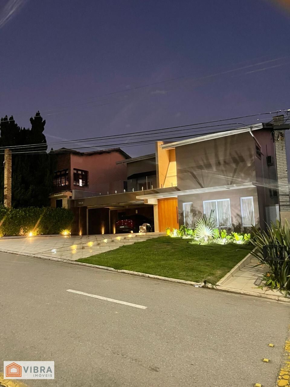 Casa à venda no bairro Alphaville em Santana de Parnaíba/SP