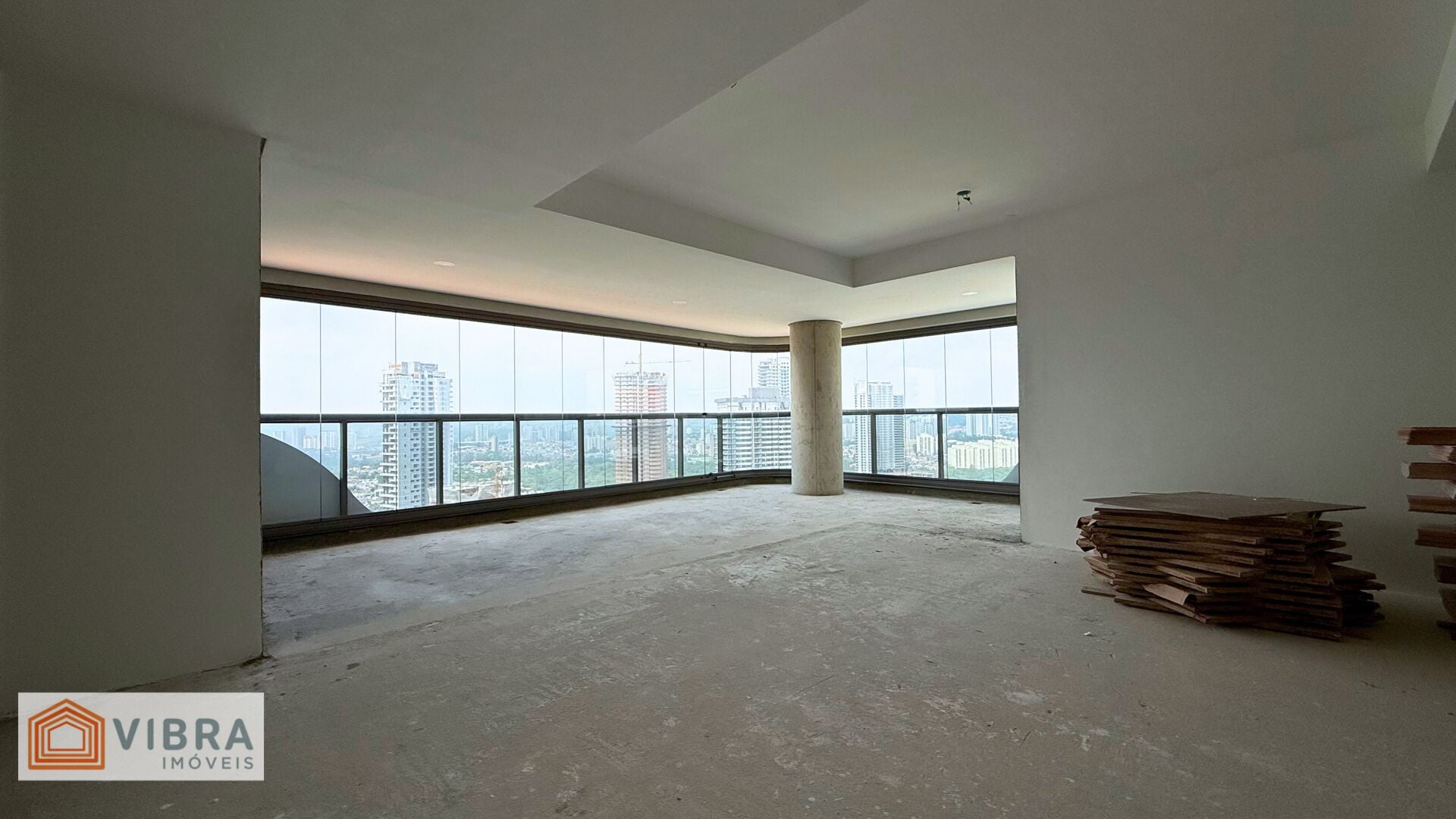 Foto 4 de Apartamento à venda no bairro Sítio Tamboré Alphaville em Barueri/SP