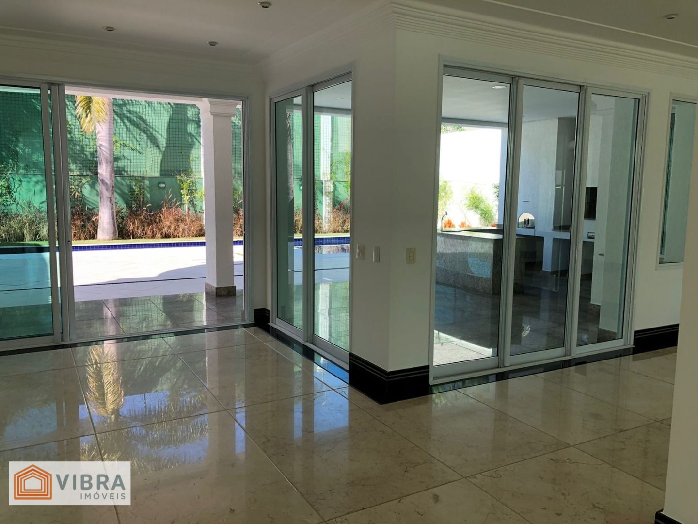 Foto 4 de Casa Alto Padrão à Venda no Residencial Tamboré 2