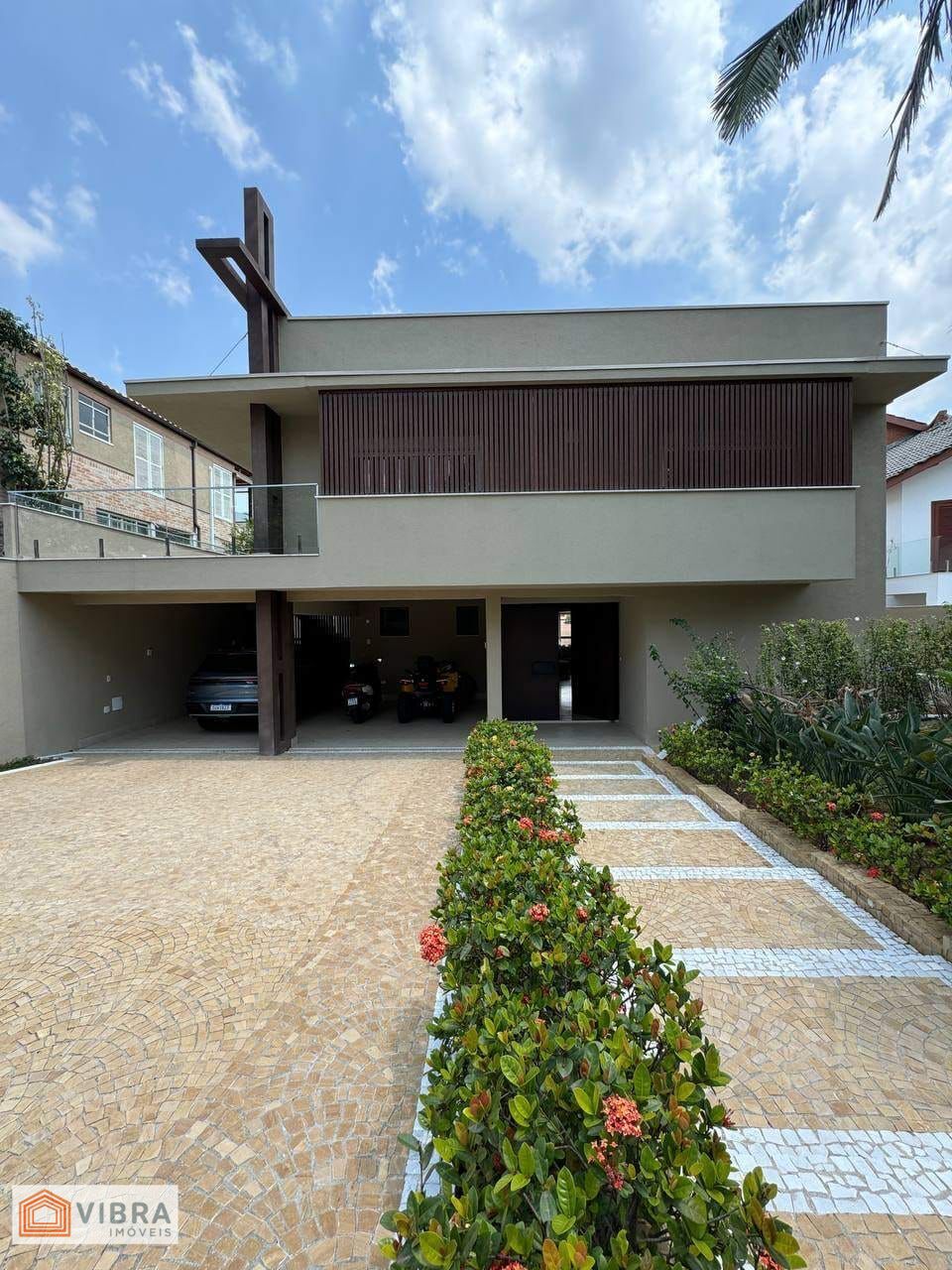 Casa à venda no bairro Alphaville em Barueri/SP